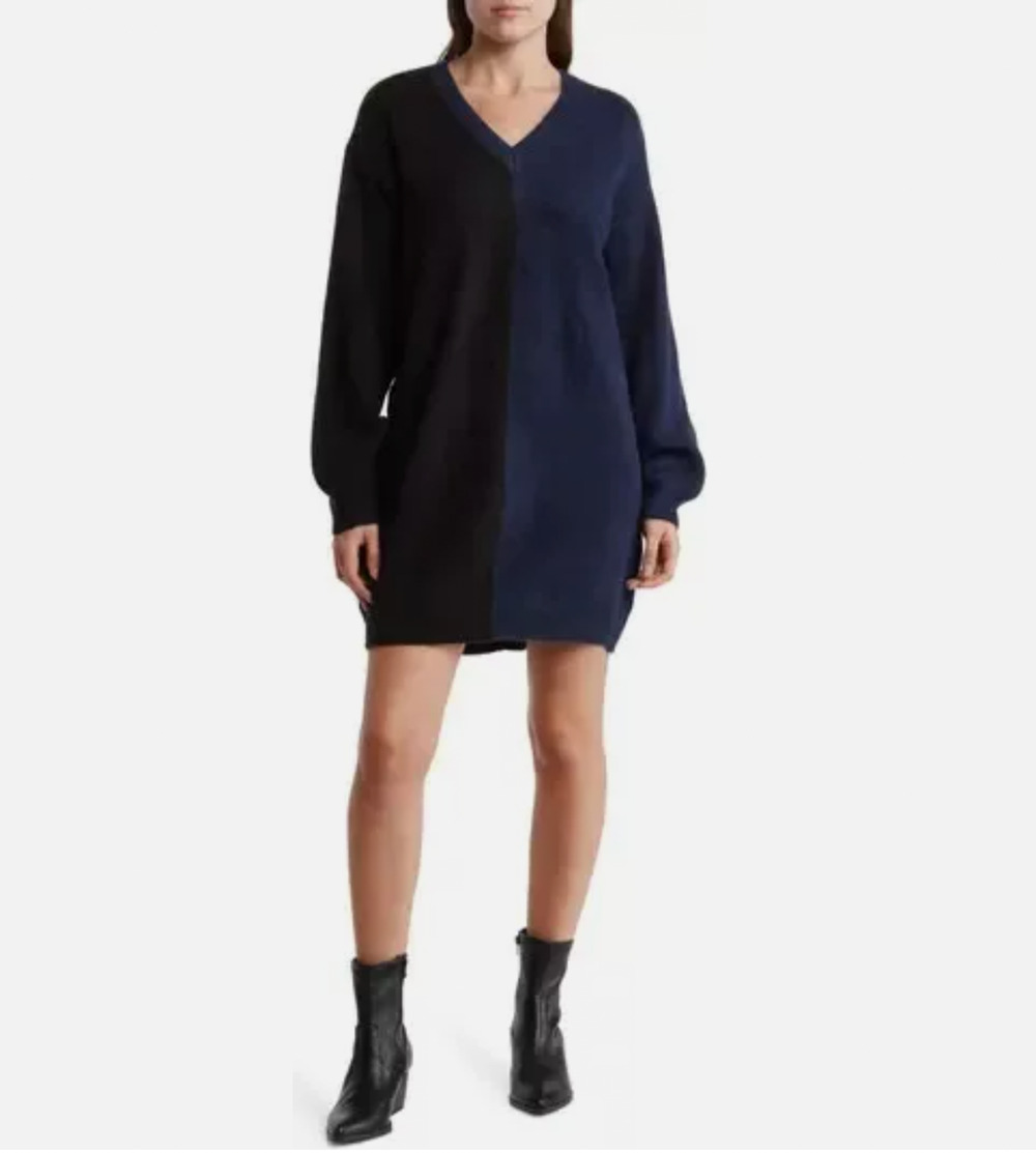 STEVE MADDEN Women's Colorblock V Neck Sweater Medium Blue/Black Long Sleeve NWT